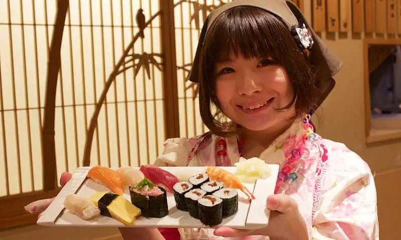 日本女寿司职人控诉女性做寿司遭歧视，这段视频流出后她却被全网骂翻了…（组图） - 17