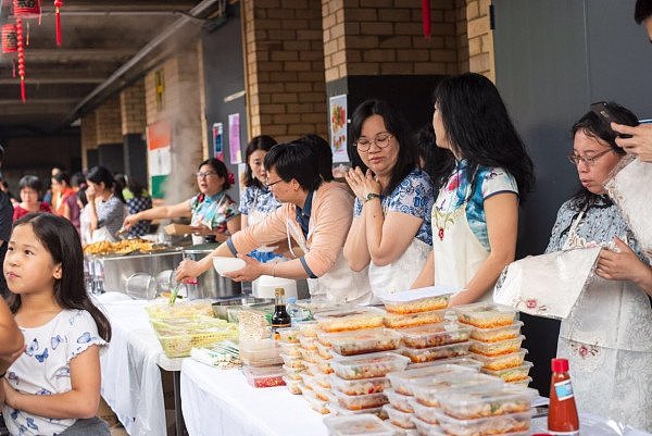 宝琴山中学举行第五届多元文化美食节 - 6