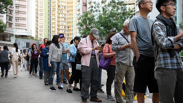 香港区议会选举仍在点票之中 泛民暂胜出，北京官媒宣传或只有苦劳（图） - 1