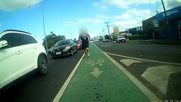 路怒症犯了！澳自行车骑者被暴打，推倒在地，吁：多些尊重！（视频/组图） - 2