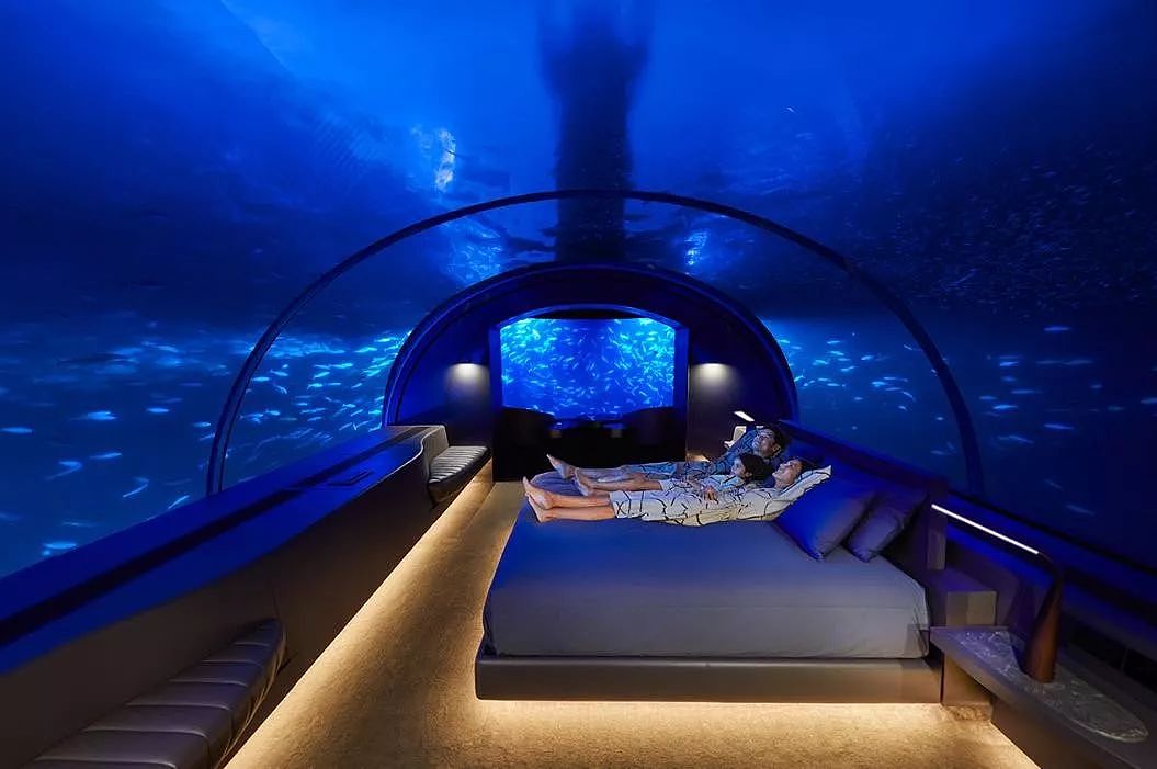 马尔代夫的水下客房，玻璃用18厘米厚，住一晚要15万（组图） - 22