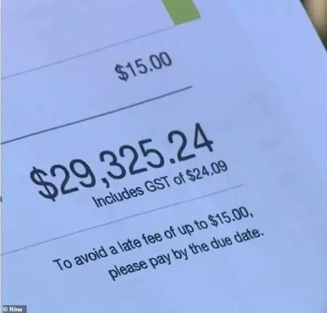 去了一趟巴厘岛，澳洲男子收到Telstra3万澳元的账单...而历史记录为电话费225万澳元！ - 1