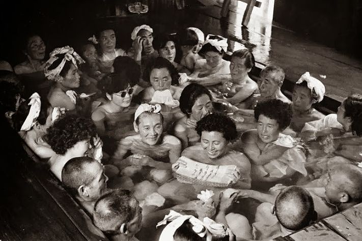 男女学生全裸上课 二战时期日本民众有多惨（组图） - 10