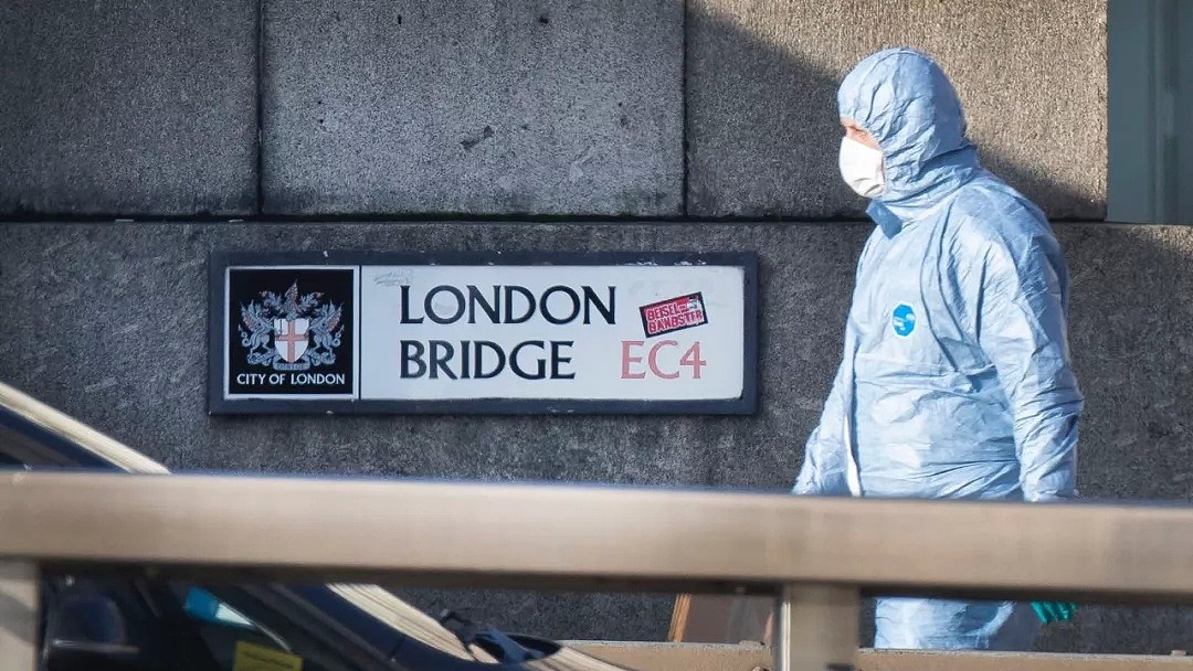 伦敦恐怖袭击后凶手背景被曝光，英国民众愤怒：为什么要放他出来！（组图） - 19