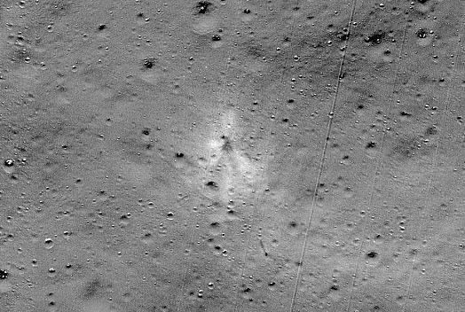 印度月球着陆器撞击地点（图源：NASA）