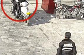 网逃人员骑车载民警抓自己，直至被抓都没反应过来...（视频/组图） - 4