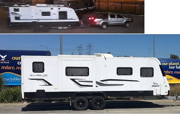 Two pics in one - Caravans.jpg,0