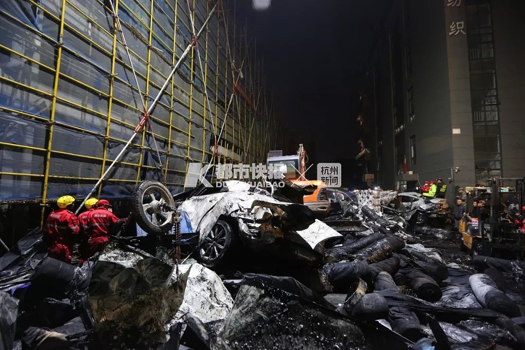 凌晨救援仍在进行！中国浙江一印染厂污水罐体坍塌，已致9死，失联人员全部找到！（视频/组图） - 12