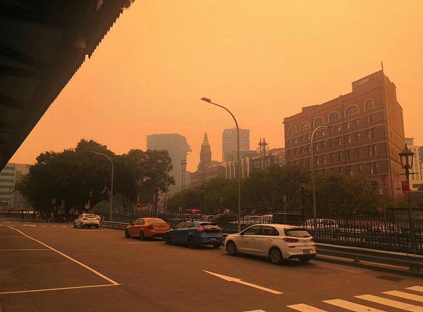 新州山火肆虐，悉尼惊现“末世场景”！华人：雾霾还是悉尼醇厚（组图） - 4