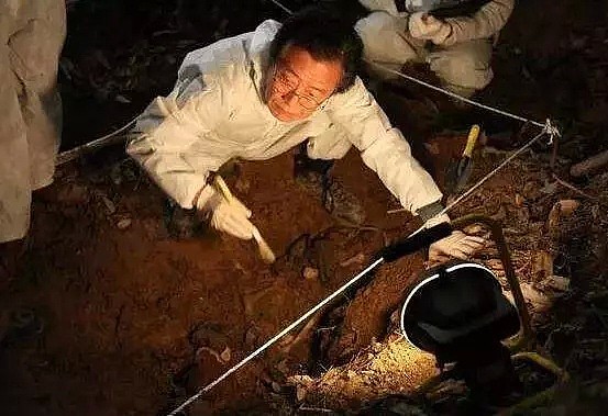 【猎奇】韩国“青蛙少年案”：5具尸体堆叠，最上面压着石头（组图） - 6