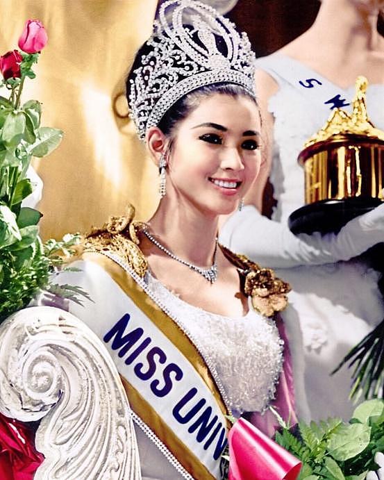 她是史上最矮环球小姐！因美貌进入泰国顶级阶层，如今72活成少女