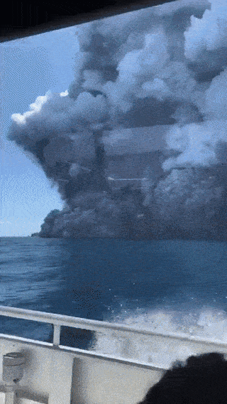 新西兰火山爆发：旅游胜地白岛5人死亡，多人下落不明！(组图) - 12