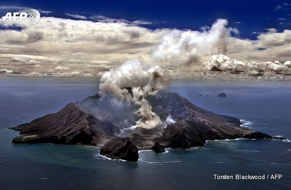 新西兰火山爆发：旅游胜地白岛5人死亡，多人下落不明！(组图) - 20