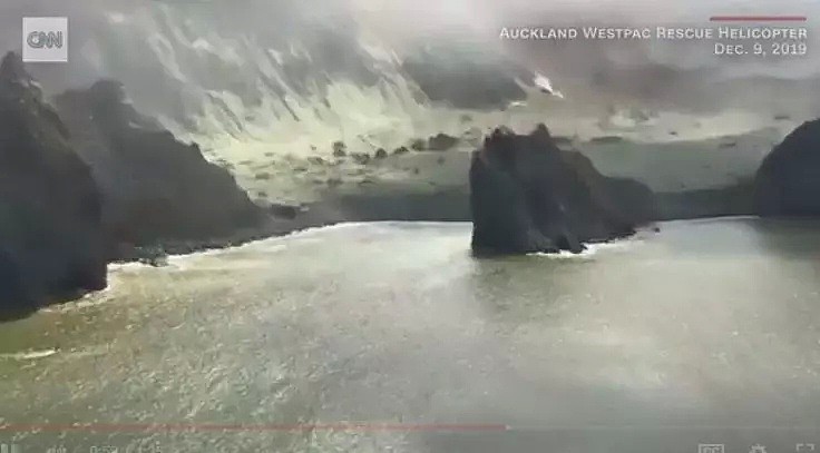 新西兰火山爆发前拍摄画面曝光，“硫磺和皮肉被烧焦的味道混在一起”（视频/组图） - 6