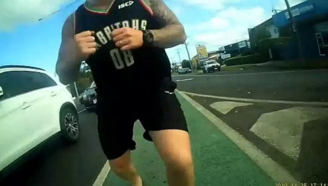 澳华人小哥骑车遭路怒，无端被骂“亚洲小混蛋！”悍妇司机下车就发飙，全程被拍下（视频/组图） - 30