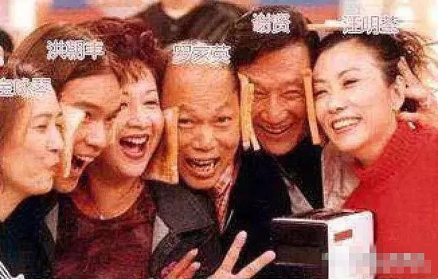 刘銮雄前妻：被小三气到得癌，离婚后私生活比刘銮雄精彩多了，刷新香港媒体下限！（组图） - 20