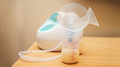 Pumping-Breast-Milk-101-722x406.jpg,0
