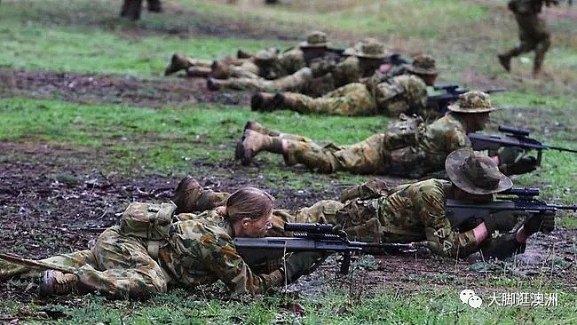 原来，除了自己的全职工作外，还可以在澳大利亚军队里兼职当兵 - 20