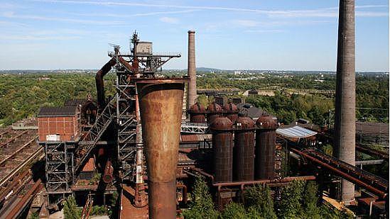 德国老工业基地艰难重生，中国东北能得到什么警示？