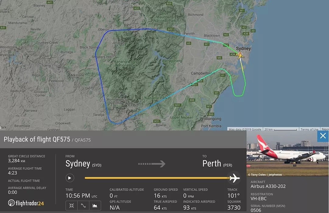 视频曝光！悉尼航班紧急迫降，客舱浓烟滚滚！鲜血飞溅，多人受伤！空姐尖叫快跑，却还有乘客疯了般拿行李…（视频/组图） - 11