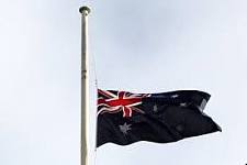 新西兰火山喷发死难者升至16人！莫里森下令：全澳降半旗致哀