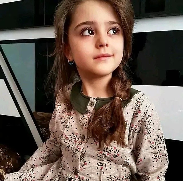 伊朗8岁小女孩被称为“全球最美”！因为太美，父亲辞职做贴身保镖...（组图） - 20