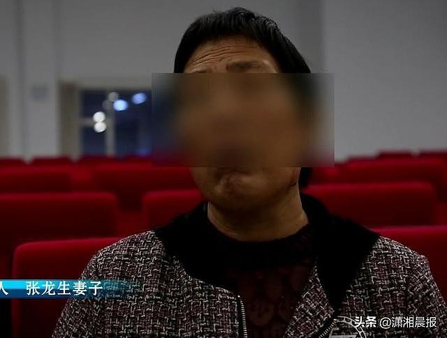 一家三口被砍儿子中40多刀当场死亡，19岁嫌犯作案后异地游玩“享受自由”