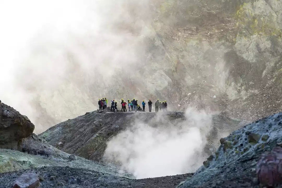 新西兰怀特岛火山喷发引悲剧，“黑暗旅游”该何去何从？（组图） - 2