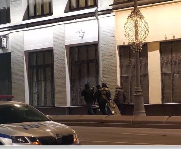 莫斯科安全局遭“恐袭”1死5伤 枪手持AK