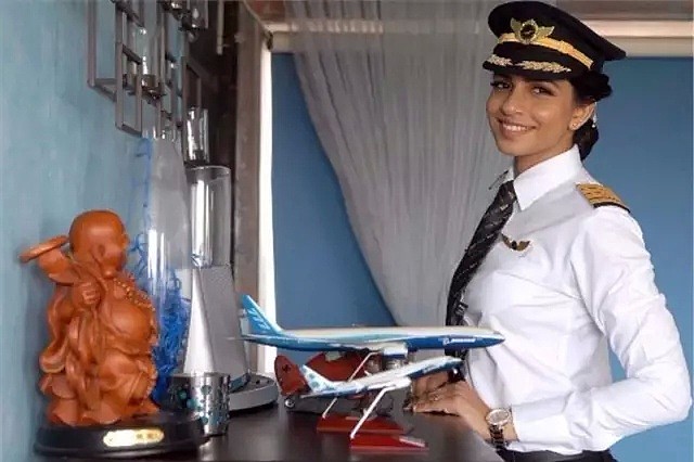 【美女】被称为印度angelbaby，30岁的她惊动CNN，成为全球最年轻的女机长！（组图） - 32