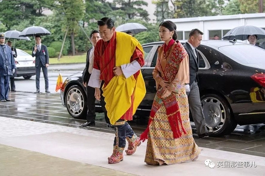 不丹29岁王后官宣怀二胎，痴迷传统服饰的她，被誉为时尚新偶像？（组图） - 22