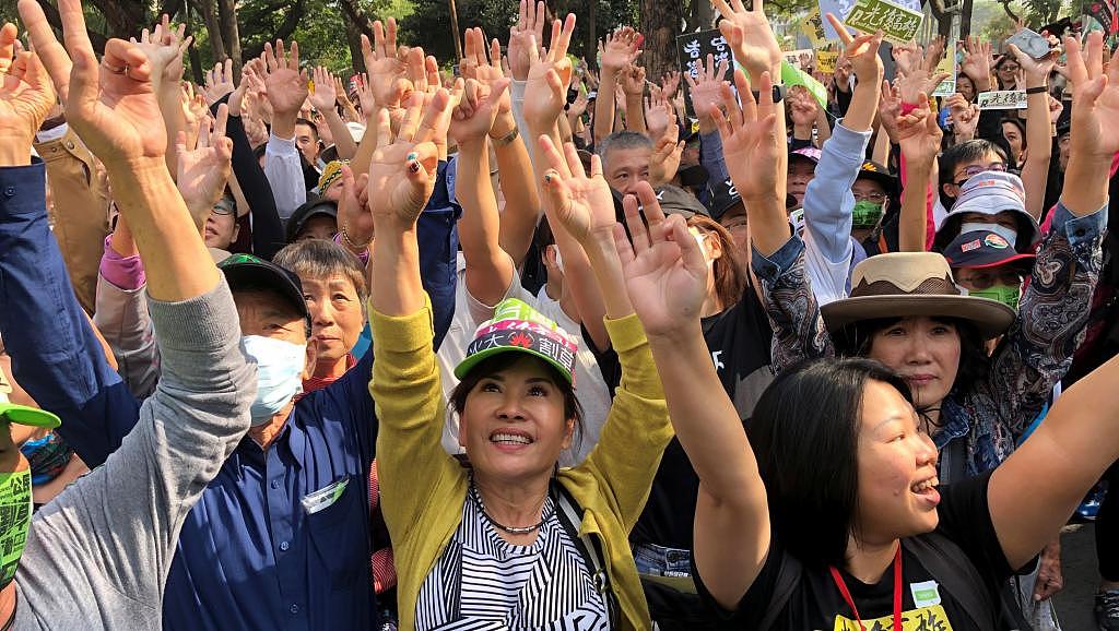 台湾高雄挺韩罢韩大游行2019年12月21日