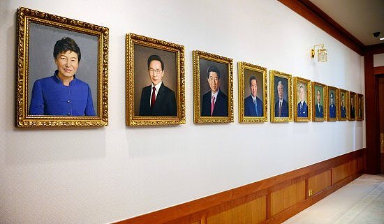 韩国历任总统肖像（韩国《国民日报》）