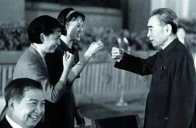 5位总统追她，她却隐居农村，守寡一生，中国第一女演员，至今传奇！（组图） - 16