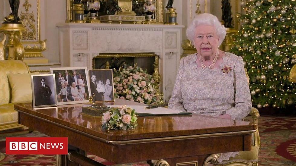 英女王圣诞致辞要点曝光 桌上照片少了哈里梅根（组图） - 2