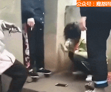 残忍发指！拳打脚踢抽耳光撞墙，中国一初三女生被殴打到内膜出血，现状惨不忍睹！（组图） - 3
