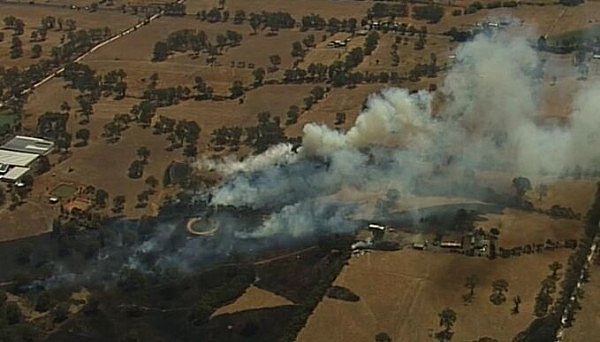 南澳山火持续肆虐，警告：热浪来袭，增山火隐患！（组图） - 5
