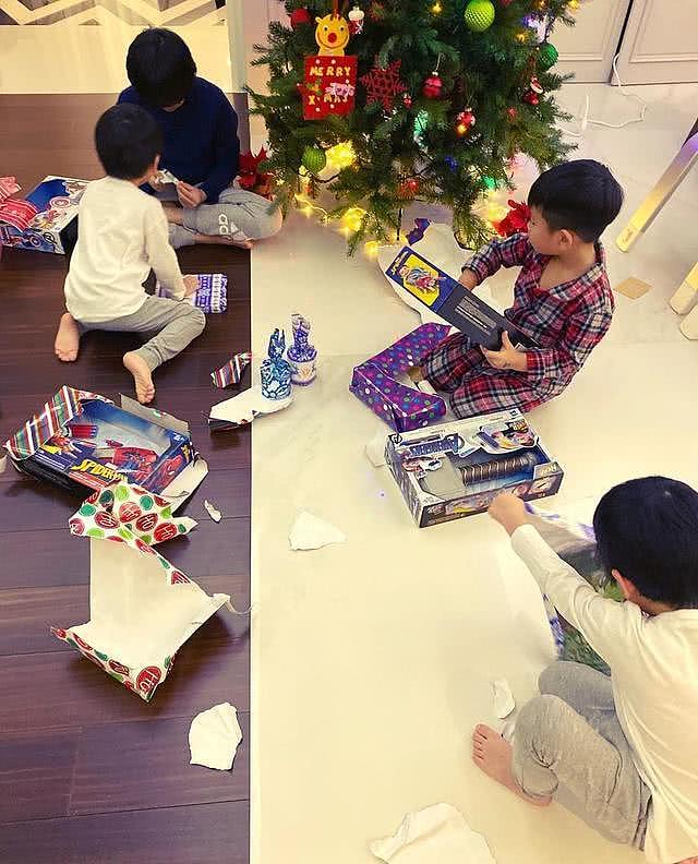 林志颖扮圣诞老人给儿子们送礼物，还苦心录视频，证明它的真实性（组图） - 11