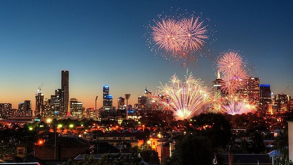 melbourne_new_year_early_eve_11668445975.jpg,0