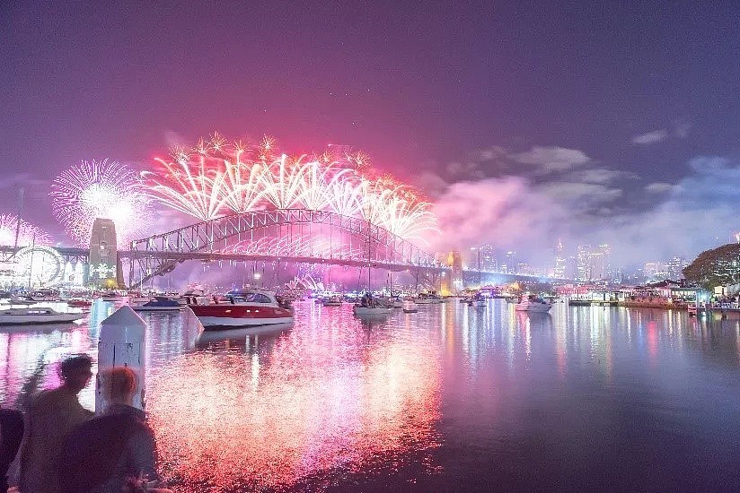 今日澳财｜悉尼跨年烟花秀获准进行；维州迎来史上最严重山火日 - 7