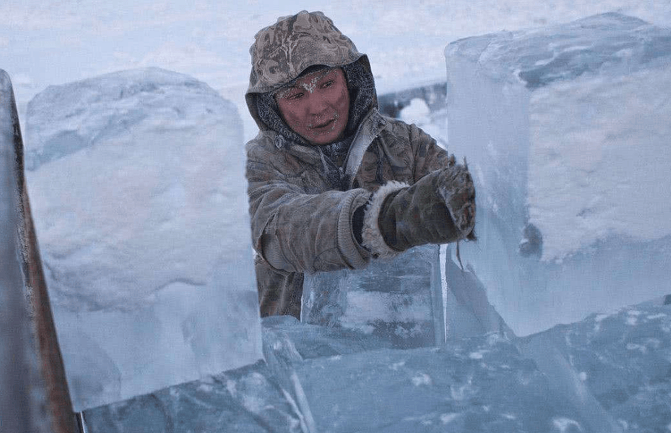 在零下70度，俄罗斯村民是如何生活的？美女：最怕有“生理需求” （组图） - 4