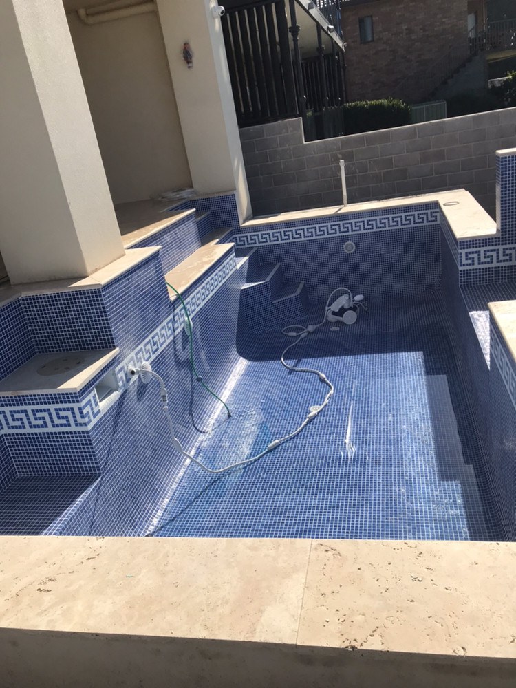  悉尼专业泳池设备安装新建泳池