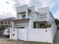 Hurstville HV静街双砖大house 出租2个单间 招单人