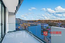 Lewisham penthouse四室双卫双阳台双车位整租2000整租直达悉尼大学近NSW大学3月可以入住