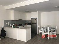 Wolli Creek 全新装修 独立卫浴 阳光大床房