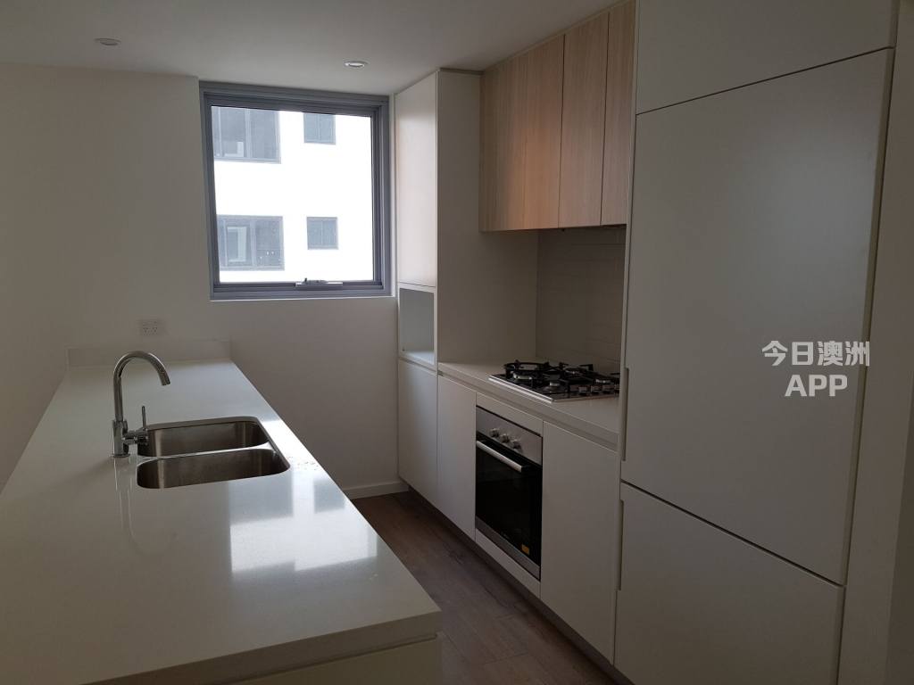 今日卧龙岗Wolli Creek 两房两卫主卧出租 Wolli Creek 两房两卫主卧出租