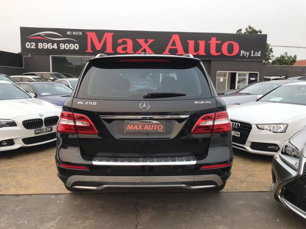 今日悉尼MY13 MecedesBenz ML250 BlueTEC 牌费到20年5月 车况佳 保养好 MY13 MecedesBenz ML250 BlueTEC 牌费到20年5月 车况佳 保养好