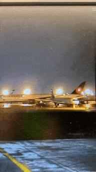 突发！加航两架客机在多伦多机场相撞！现场离奇惊悚...（组图） - 6