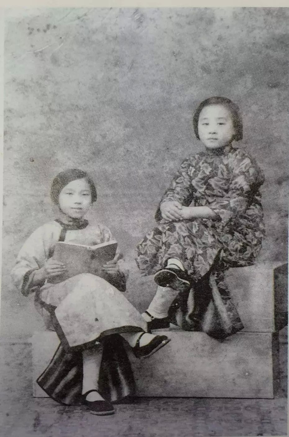 唯一被提名诺贝尔和平奖的中国女作家：父亲被枪杀，流浪一生，却帮助了全球1400多名作家！（组图） - 12