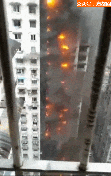 重庆小区大火 烧到30楼 消防车却被挡 引众怒（视频/组图） - 9